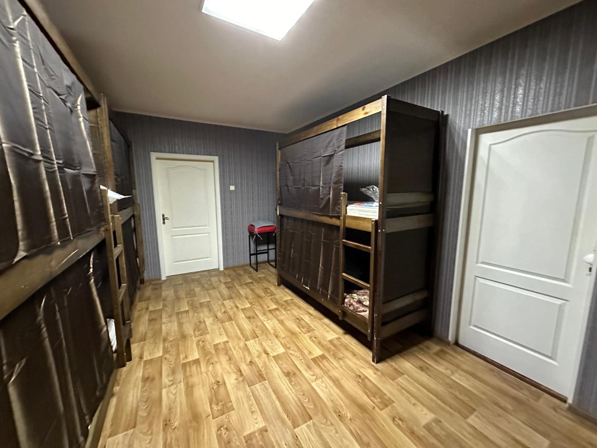 Ararat-Poznyaki Hostel Kijev Kültér fotó