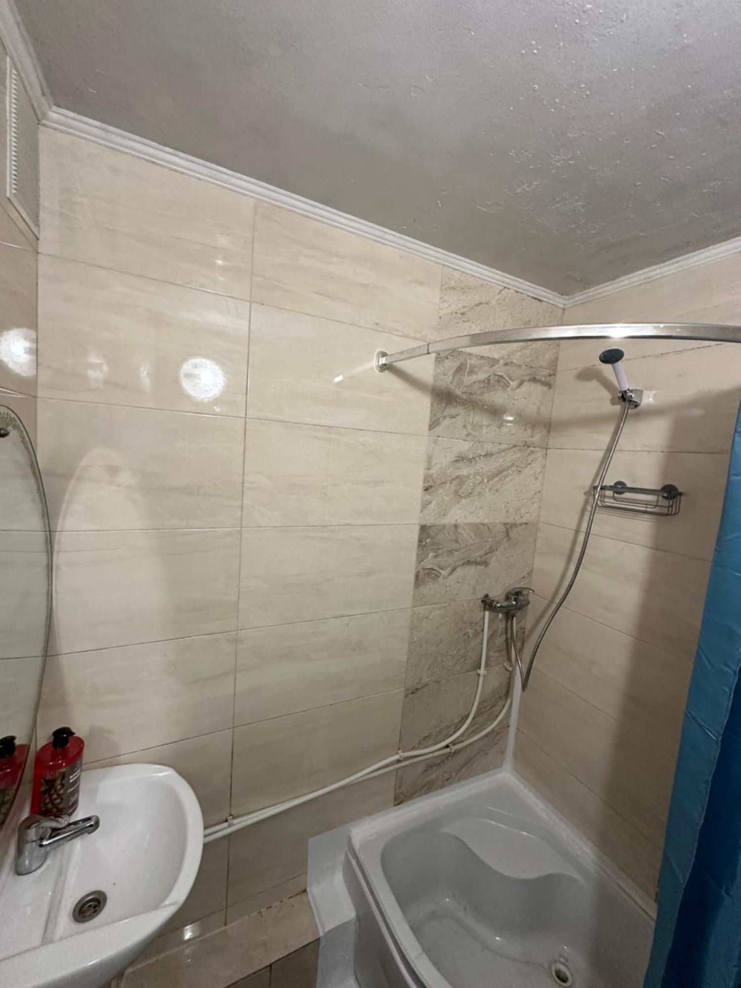 Ararat-Poznyaki Hostel Kijev Kültér fotó